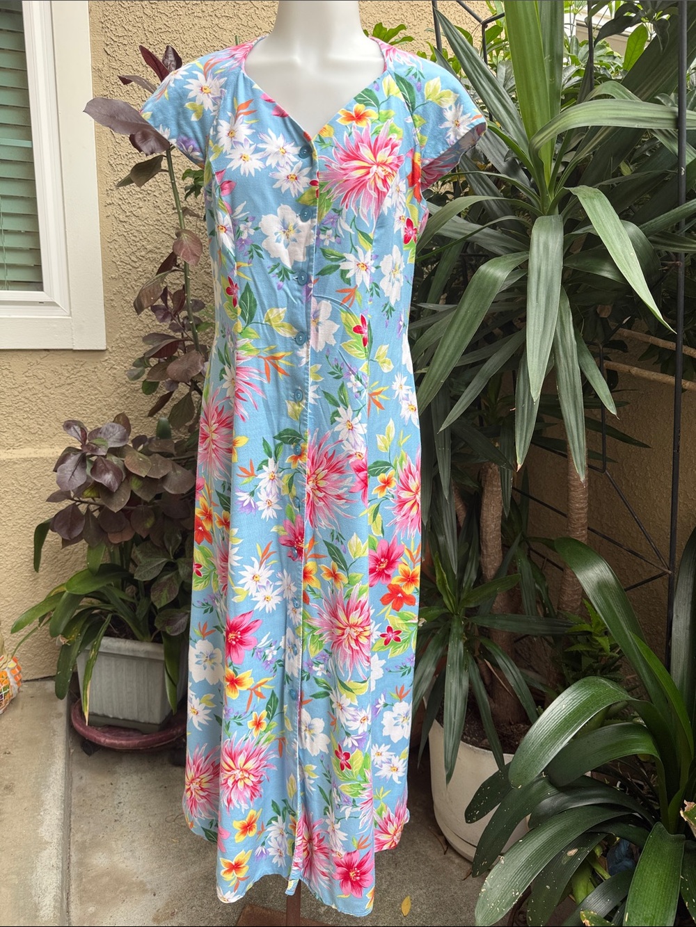 Vintage Scarlett Floral Button Down Rayon Maxi Dress in Blue, Pink & Green